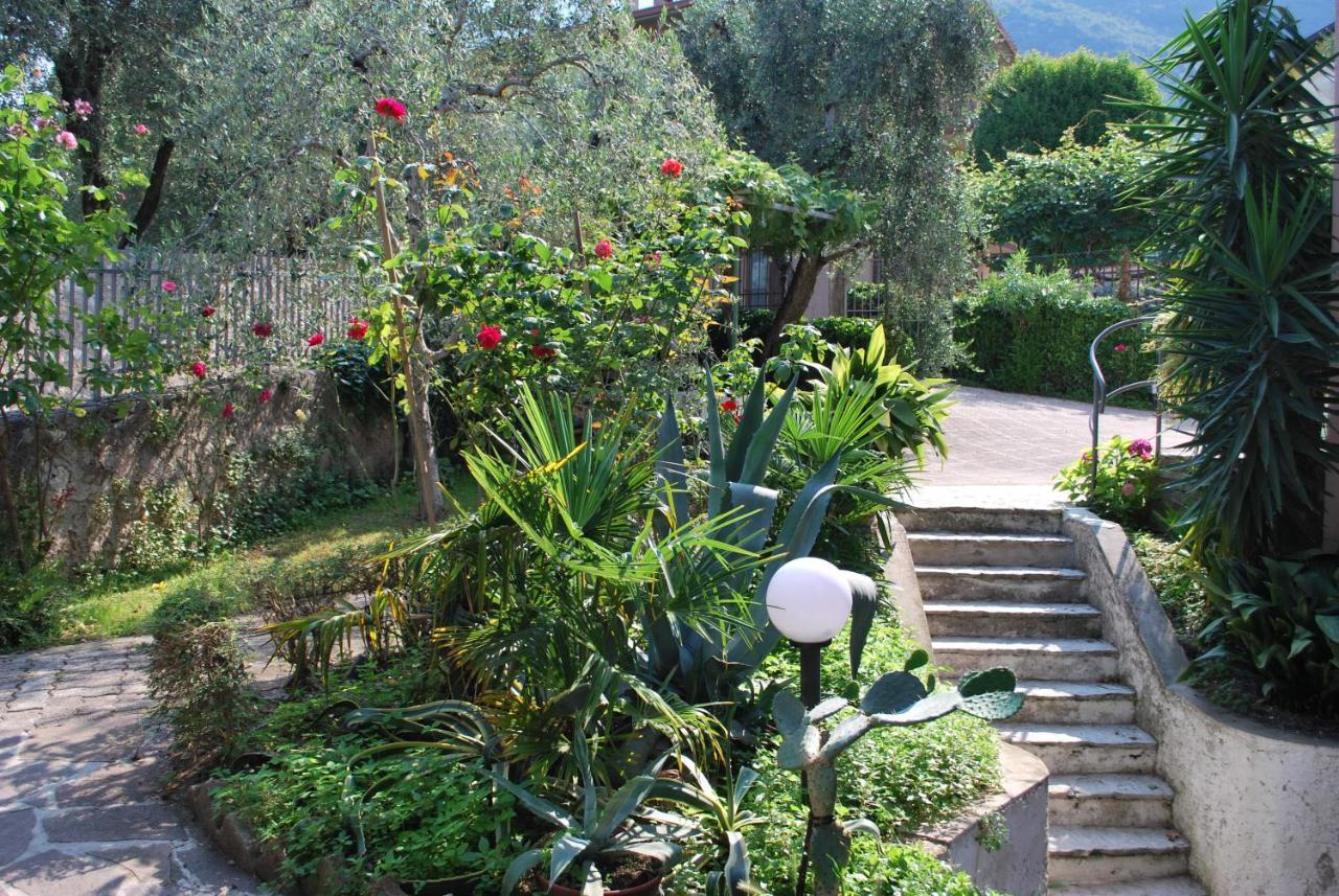 דירות מאלצ'סינה Casa Noario מראה חיצוני תמונה