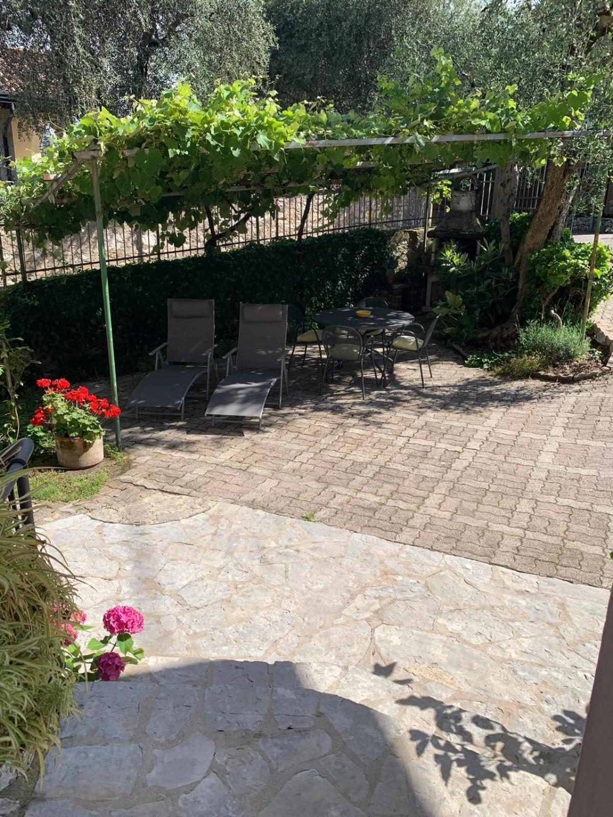 דירות מאלצ'סינה Casa Noario מראה חיצוני תמונה